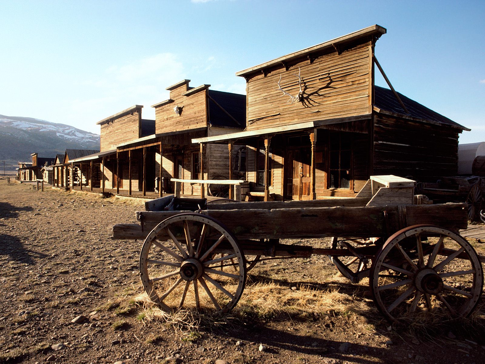 A Ghost Town Worth Visiting: Why and How Content Marketers Should Use Google+