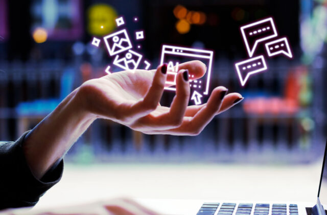 Revolutionizing Content Strategies: The Impact of Generative and Chat AI on Modern Marketing