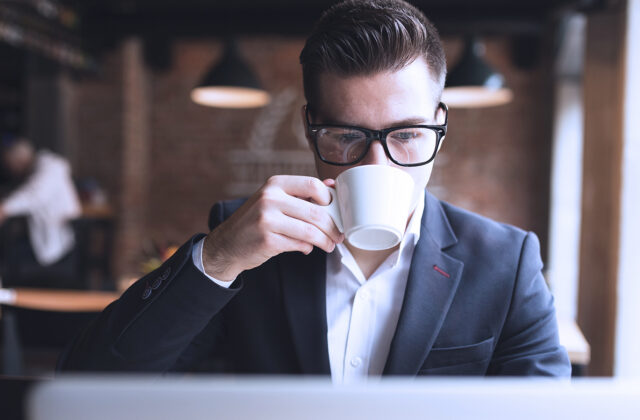 Infographic: How Banks Can Woo Millennials