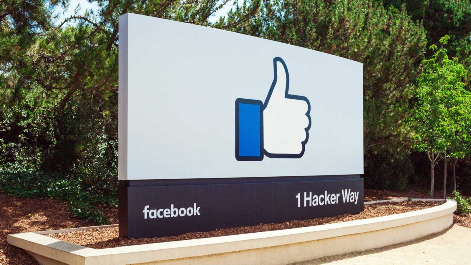 FB-at-it-again-livestream-revenue