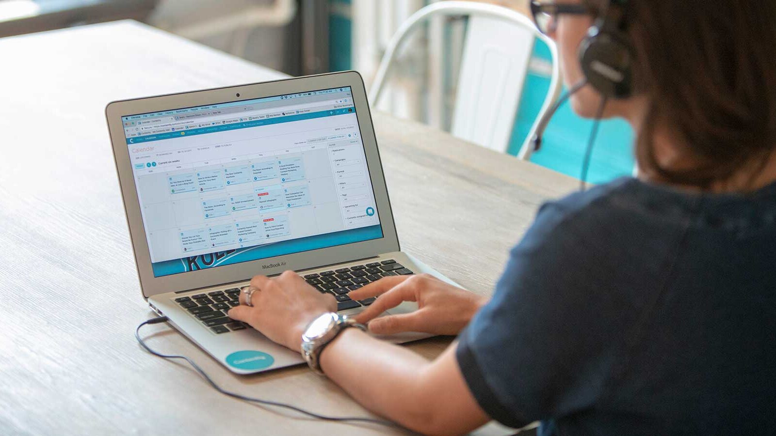 Content calendar online tool