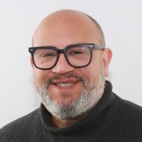 Headshot of Alex Soto.
