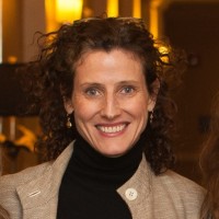 Headshot of Chrissy Brennan.